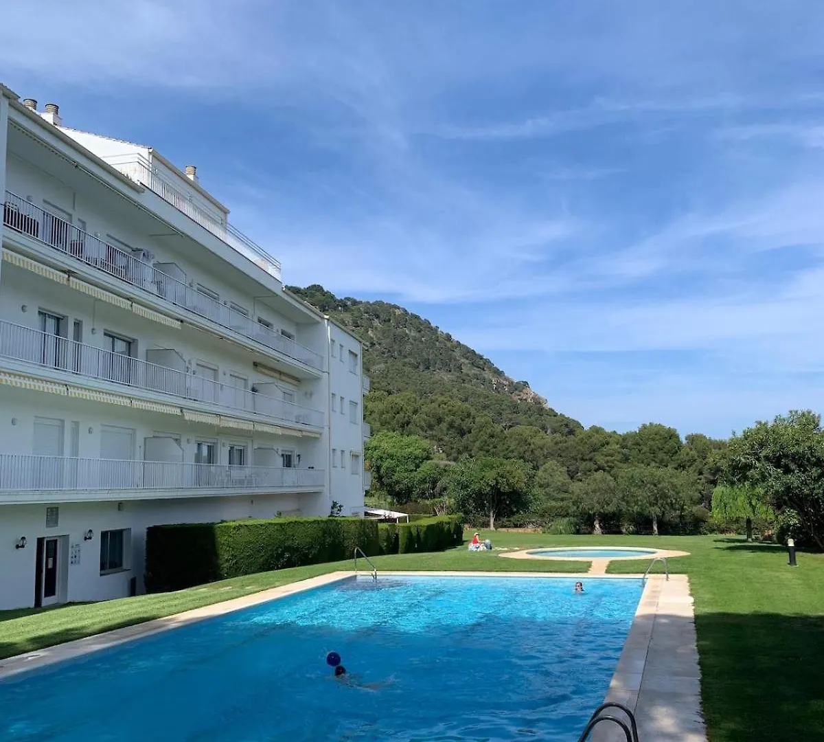 Beautiful Apartment With Pool Terrace Parking Begur Spain